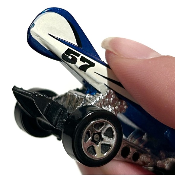 Vintage 1996 Hot Wheels Metallic Blue Dog Fighter Diecast Car Propeller 1:64 #57 - Picture 14 of 14